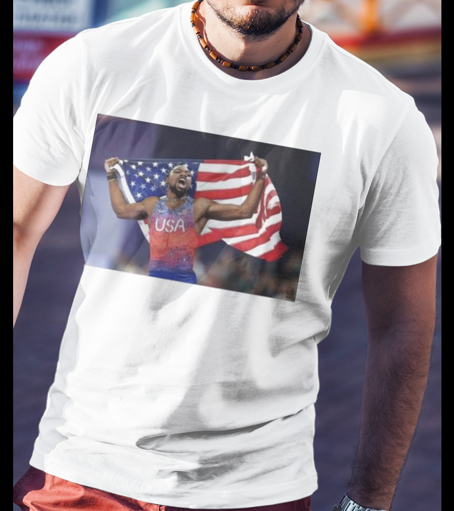 USA Track Champion Noah Lyles Celebrates 100M Victory Paris Olympics T-Shirt