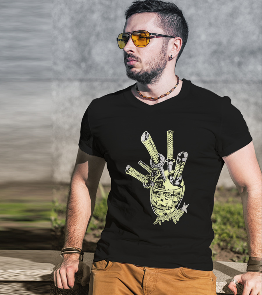 Oremob Katana Helmet Graphic With Star And Japanese Characters T-Shirt