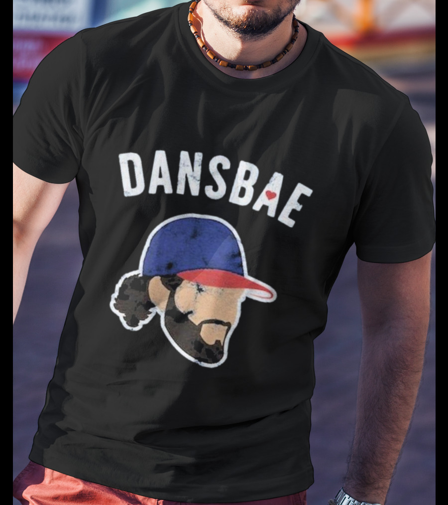 Dansbae Dansby Swanson Baseball Cap With Heart T-Shirt