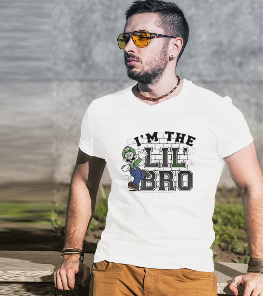 I'm The Lil' Bro Luigi Action Pose Super Mario Dark T-Shirt