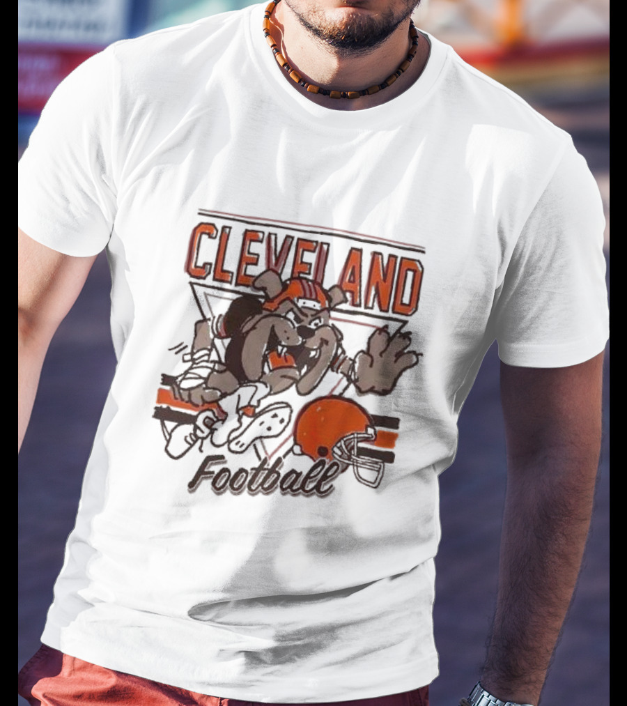 Cleveland Browns Cartoon Dawg With Helmet Football T-Shirt