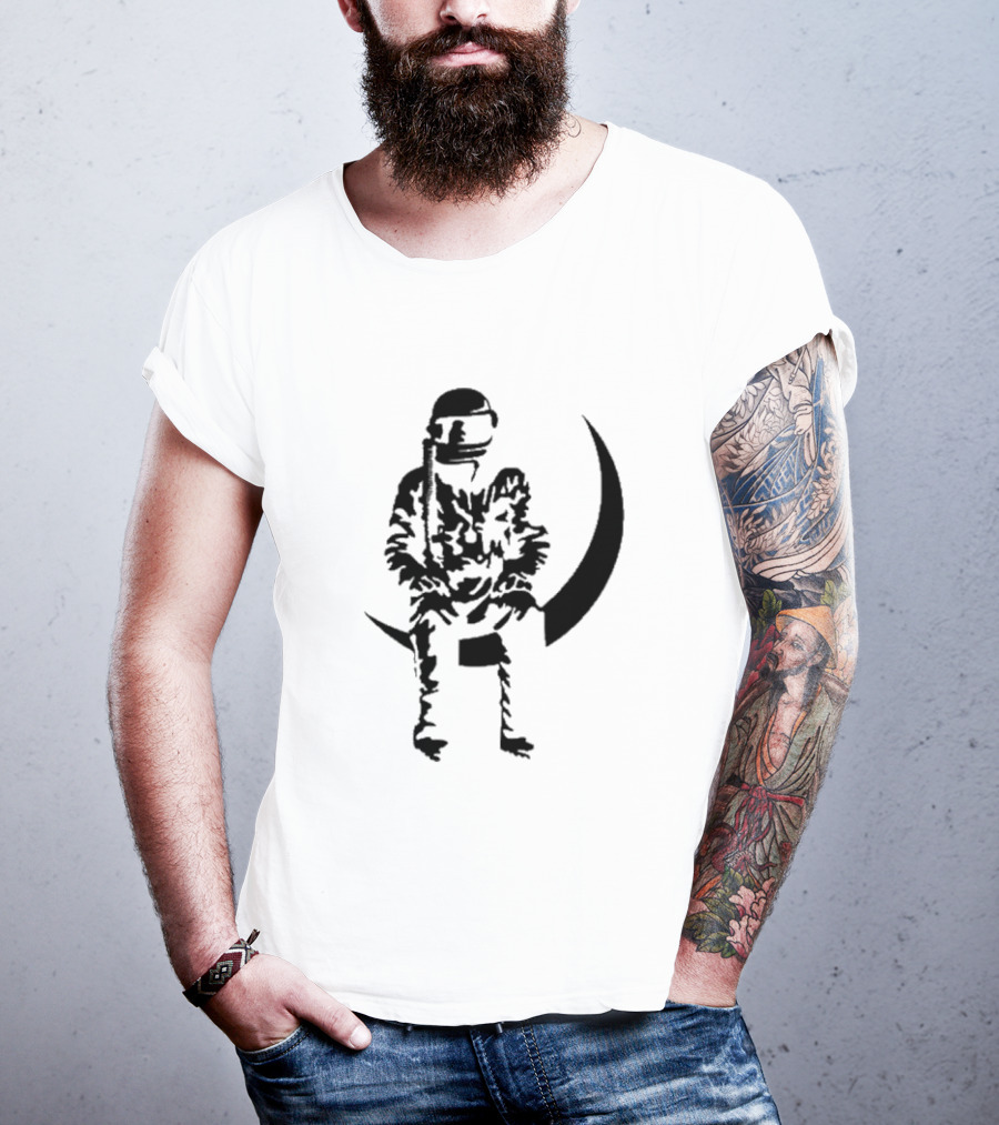To The Stars Moon Man Astronaut Sitting On Crescent Ocean Blue T-Shirt