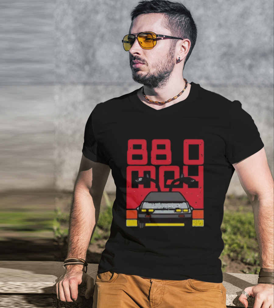 Back To The Future 88MPH DeLorean Time Machine Musical Retro T-Shirt