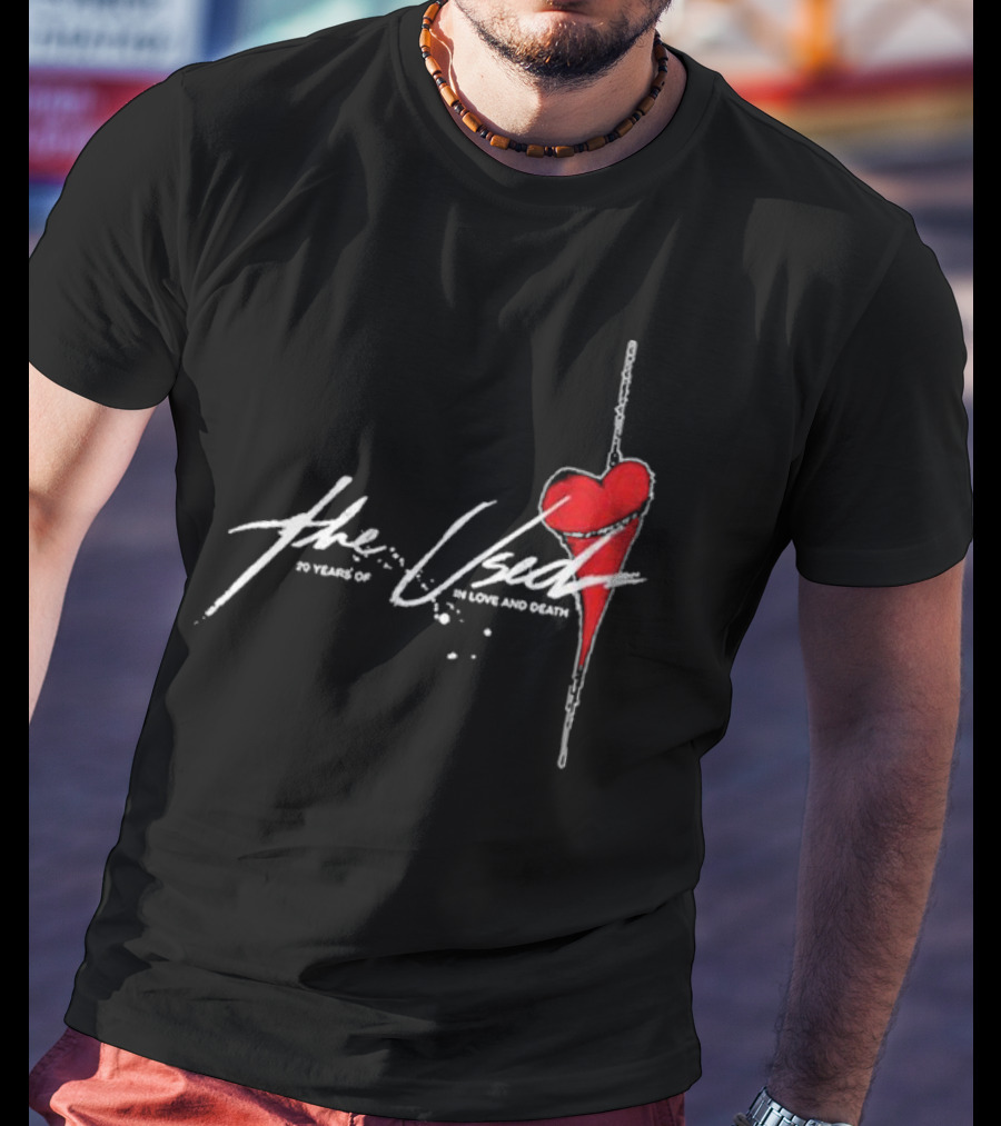The Used 20 Years Of In Love And Death Red Heart Vintage T-Shirt