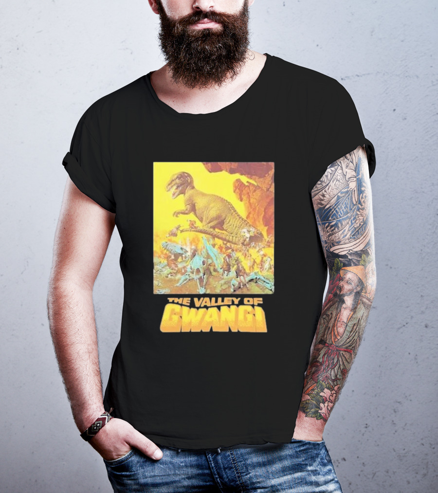 The Valley Of Gwangi Dinosaur Adventure Scene T-Shirt