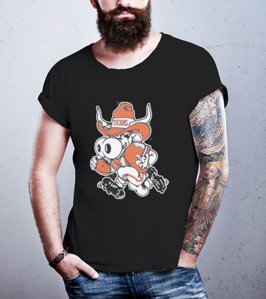 Texas Longhorns Bevo Mascot Football Cowboy T-Shirt
