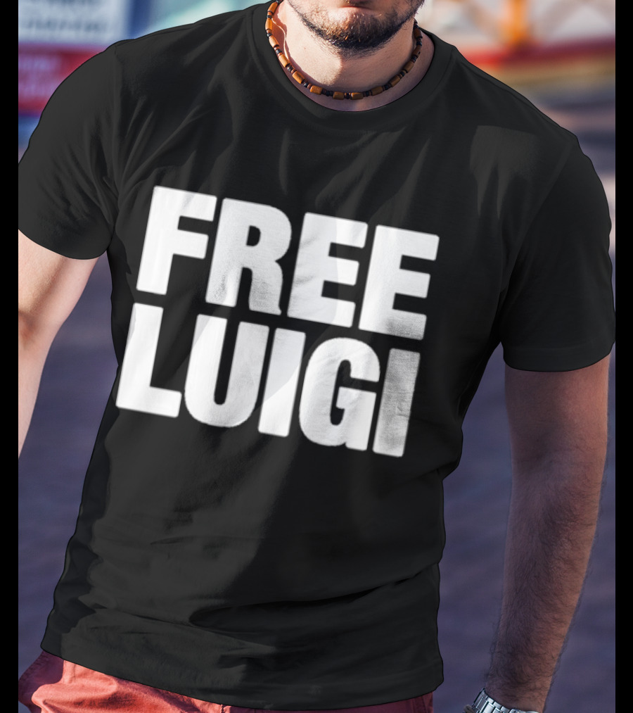 FREE LUIGI Nintendo Meme Fan Tee Mario Brothers T-Shirt