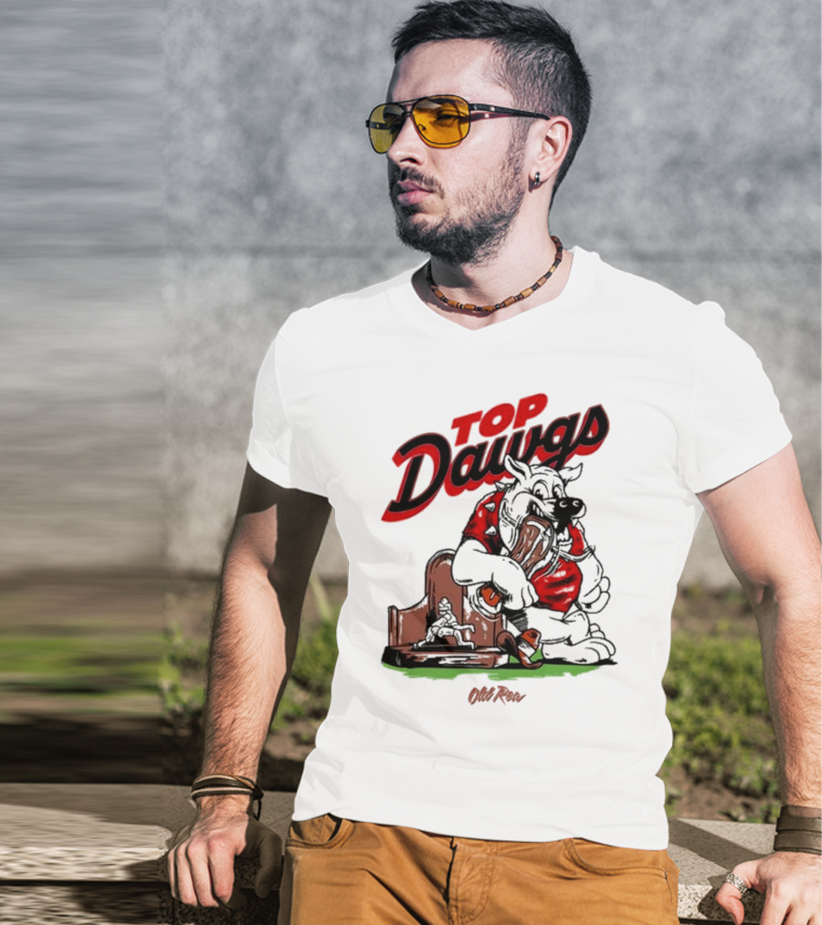 Top Dawgs Old Row Bulldog Eating Trophy Image T-Shirt