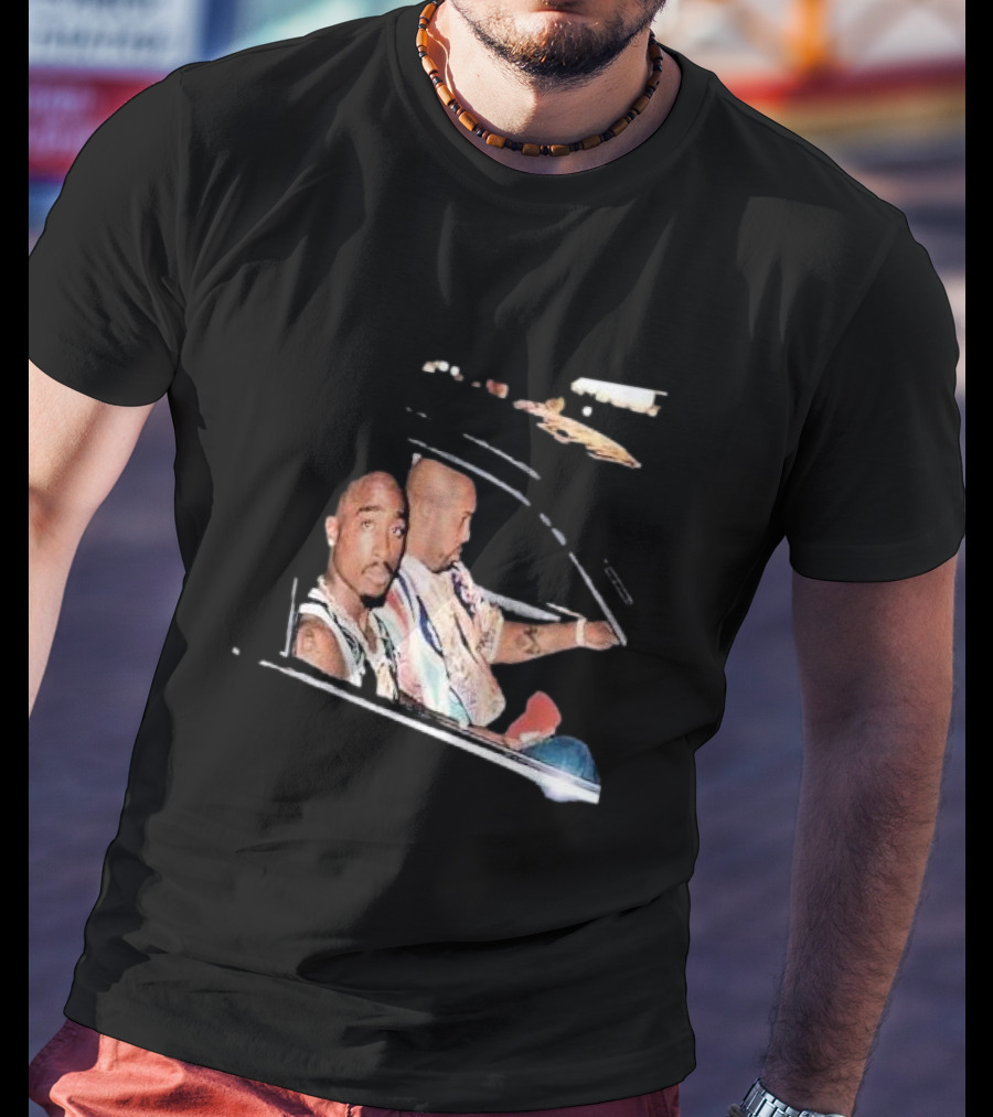 2Pac And Suge Knight Black Car Night Image T-Shirt