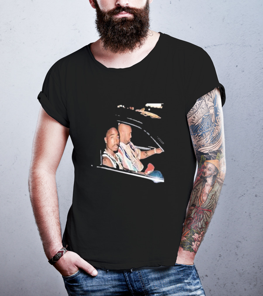 2Pac And Suge Knight Black Car Night Image T-Shirt