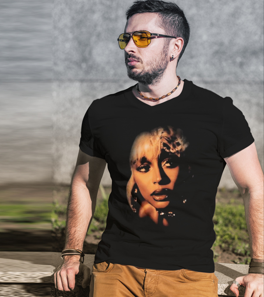 Victoria Monét Jaguar II Deluxe Vintage T-Shirt