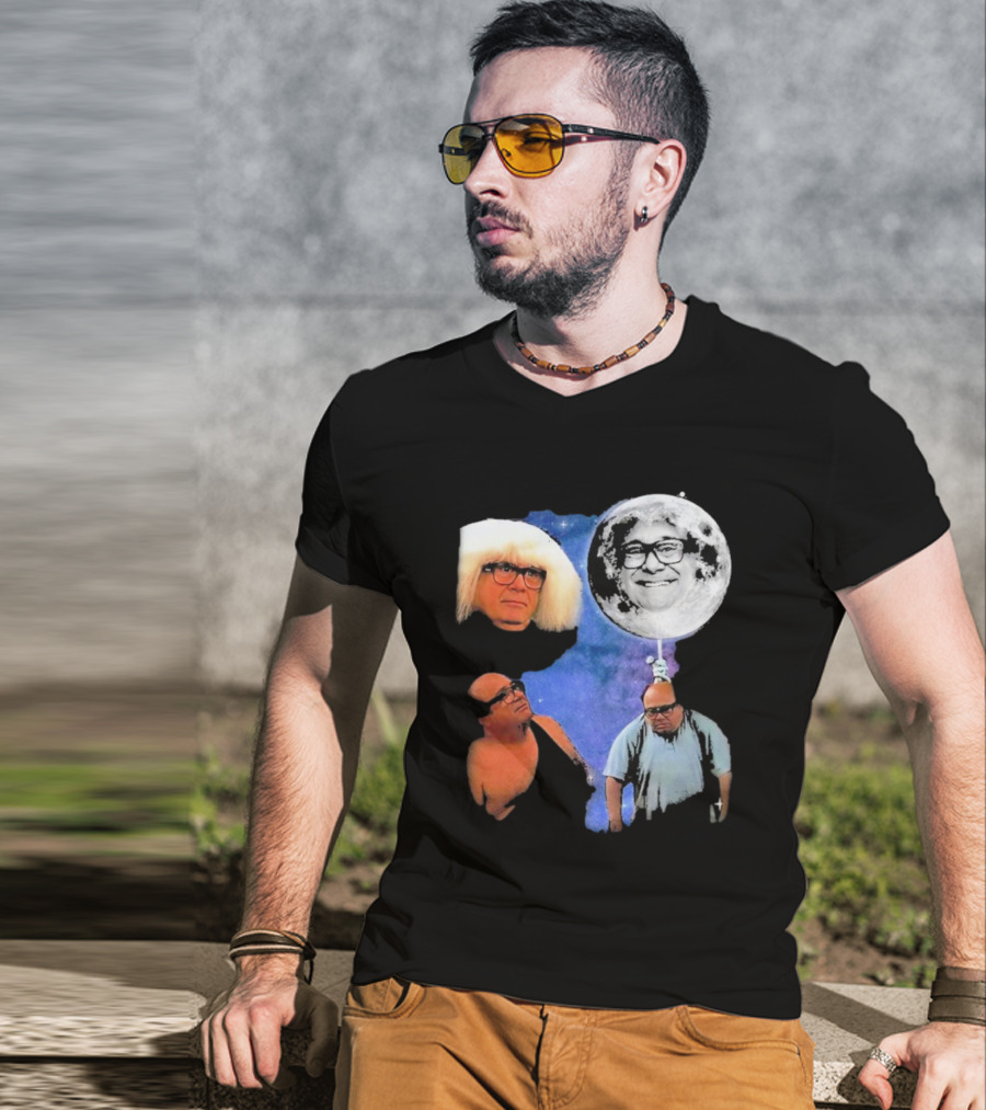 Three Wolf Moon Danny DeVito Mashup With Cosmic Moon Faces T-Shirt