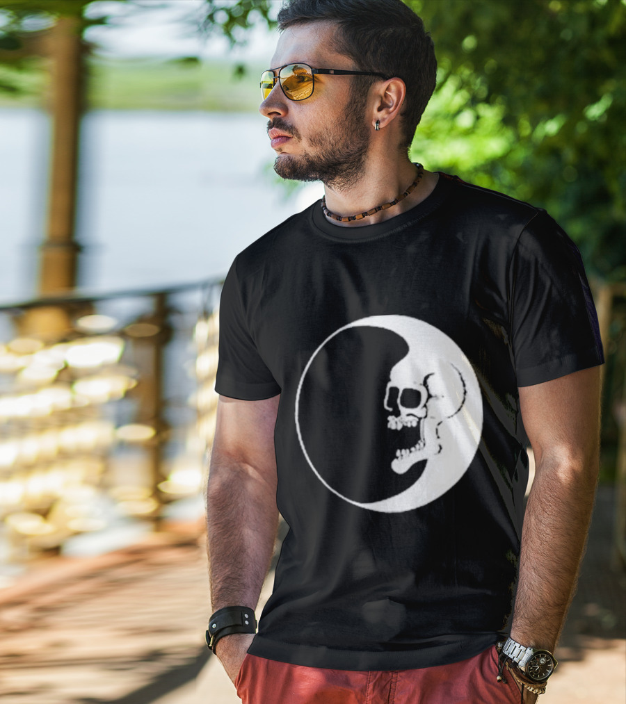 Zero Dead Moon Skull Crescent T-Shirt