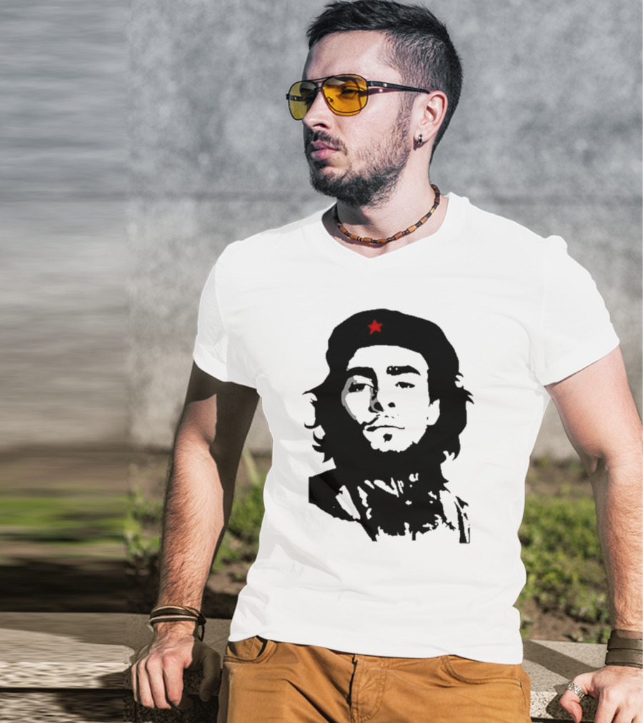 Luigi Mangione Che Guevara Iconic Red Star Beret Face T-Shirt