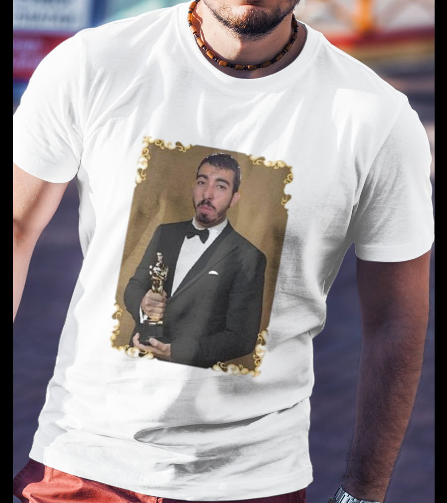 Saleh Jafarawi Mr Fafo Oscar Statue Award Winner T-Shirt