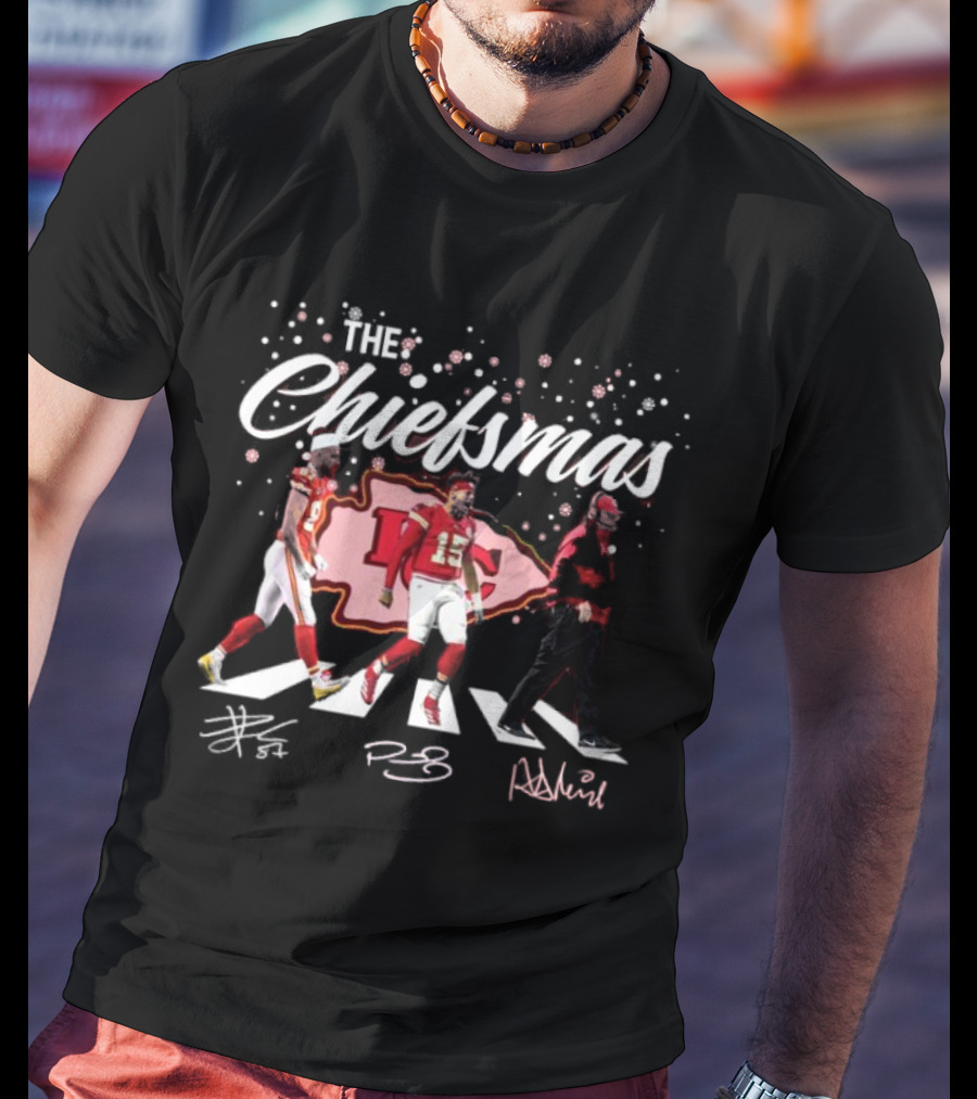 The Chiefsmas KC Jingle Bells Kelce Yells Patrick Made A Play Kansas T-Shirt