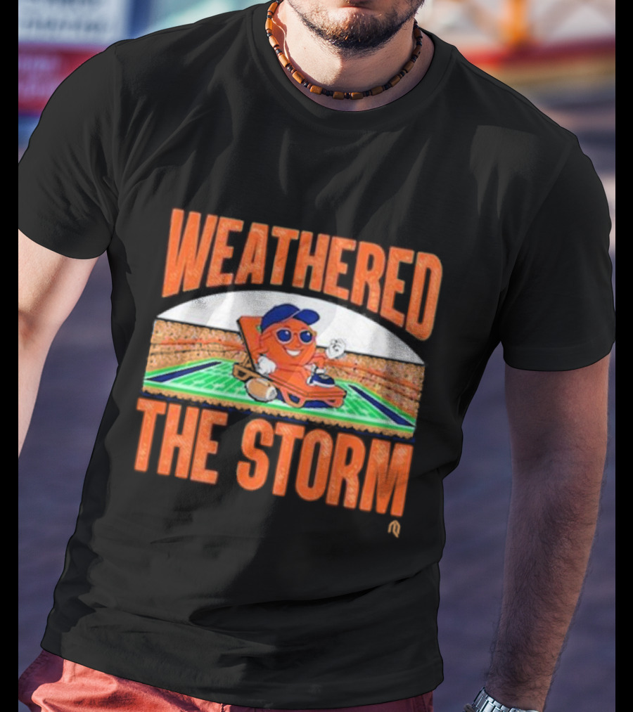 Syracuse Orange Weathered The Storm Lounge Mascot On Field T-Shirt