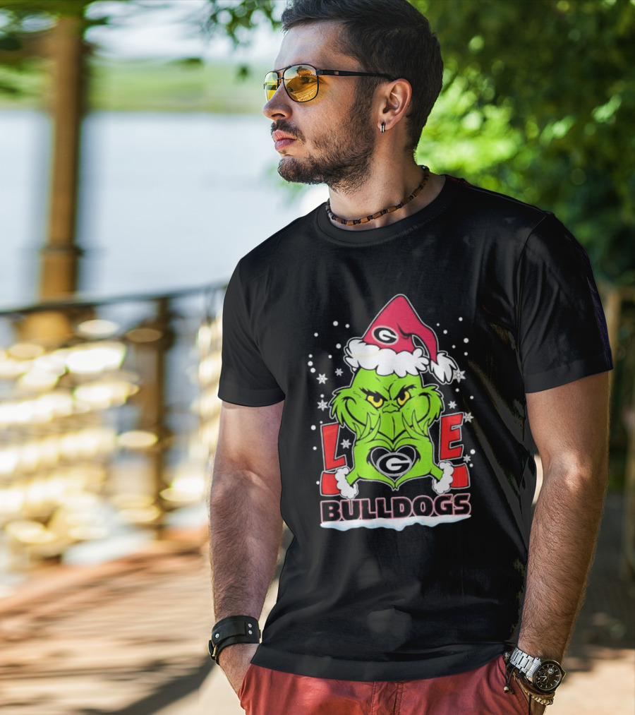 Grinch Santa Hat Georgia Bulldogs Love Christmas T-Shirt