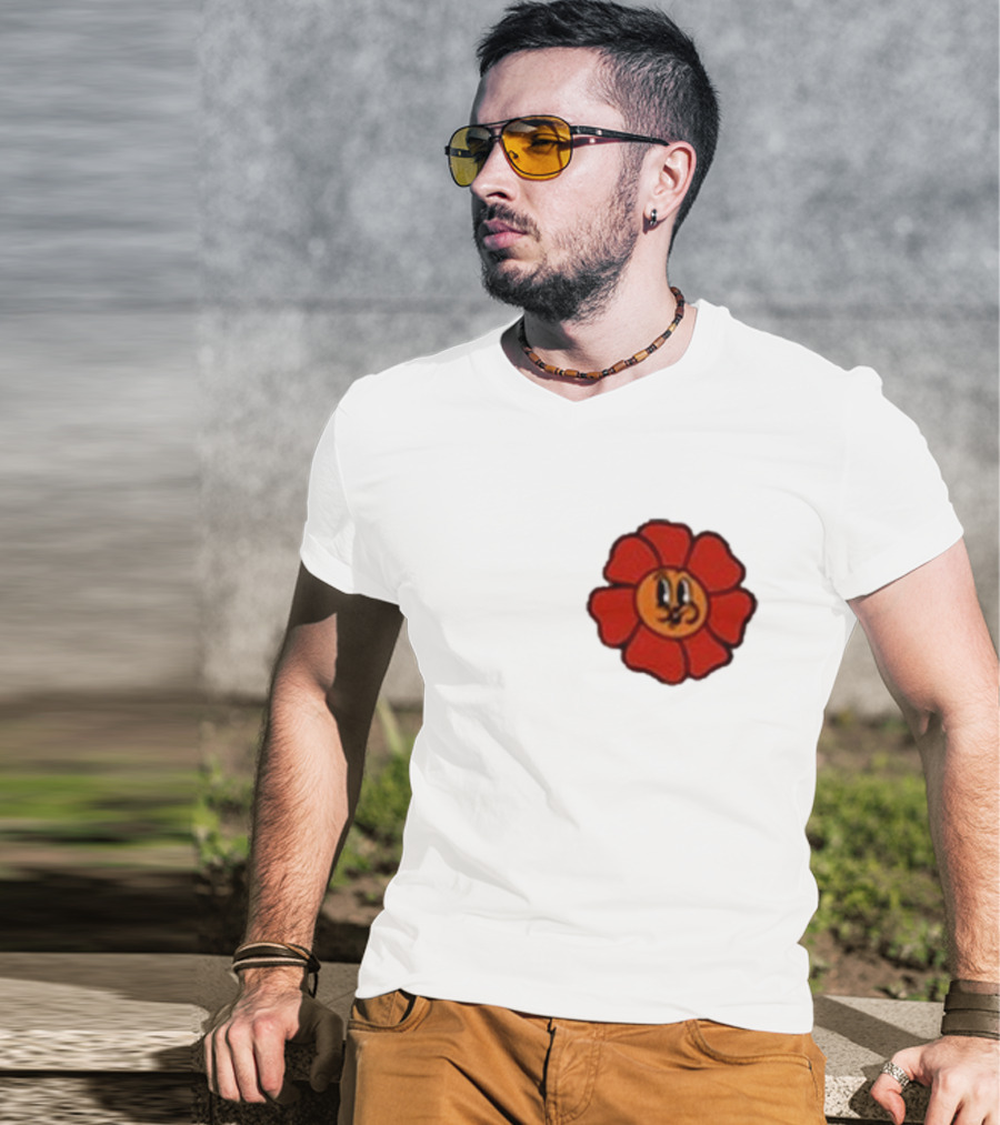 Ludwig Mogul Mogi Red Flower Cartoon Face T-Shirt