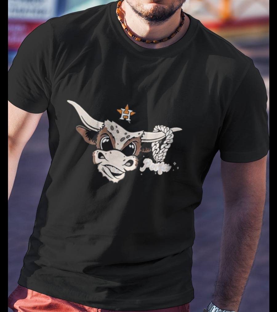 Houston Bull With Rope Chain And Por Favor Text T-Shirt