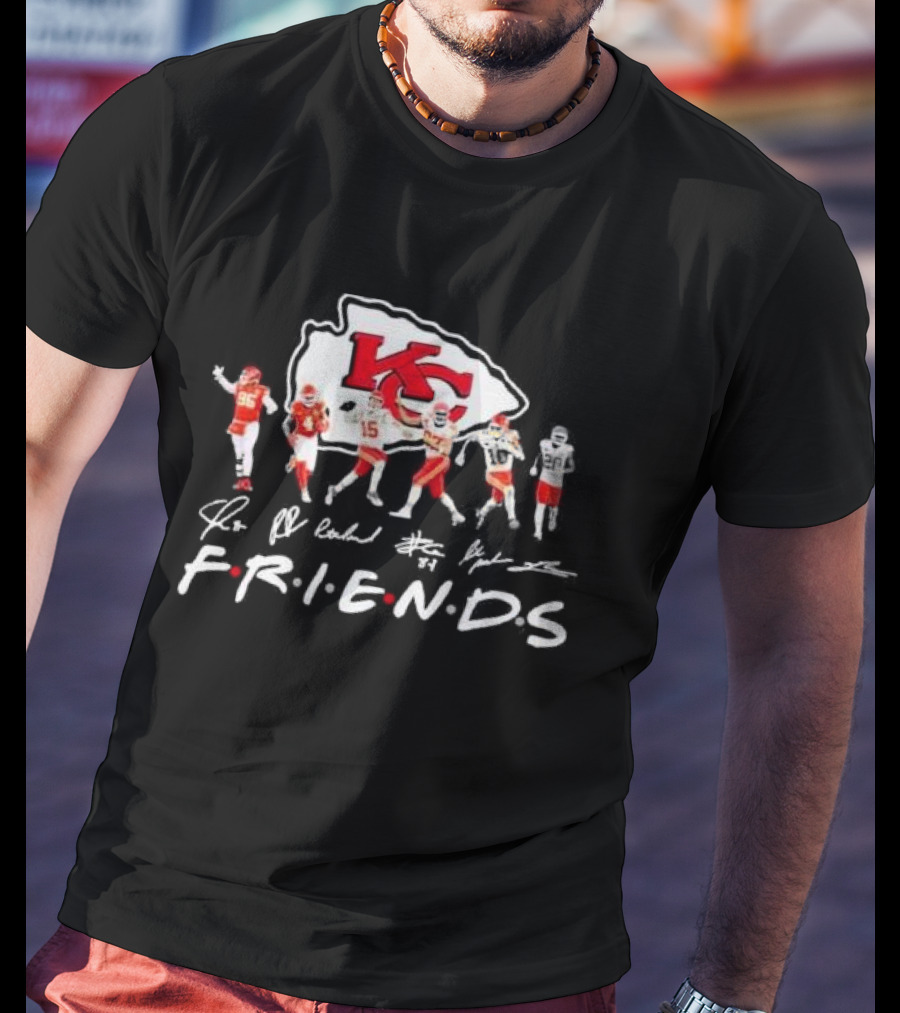 Chris Jones Patrick Mahomes Travis Kelce Friends Kansas City Chiefs Football KC Signatures T-Shirt