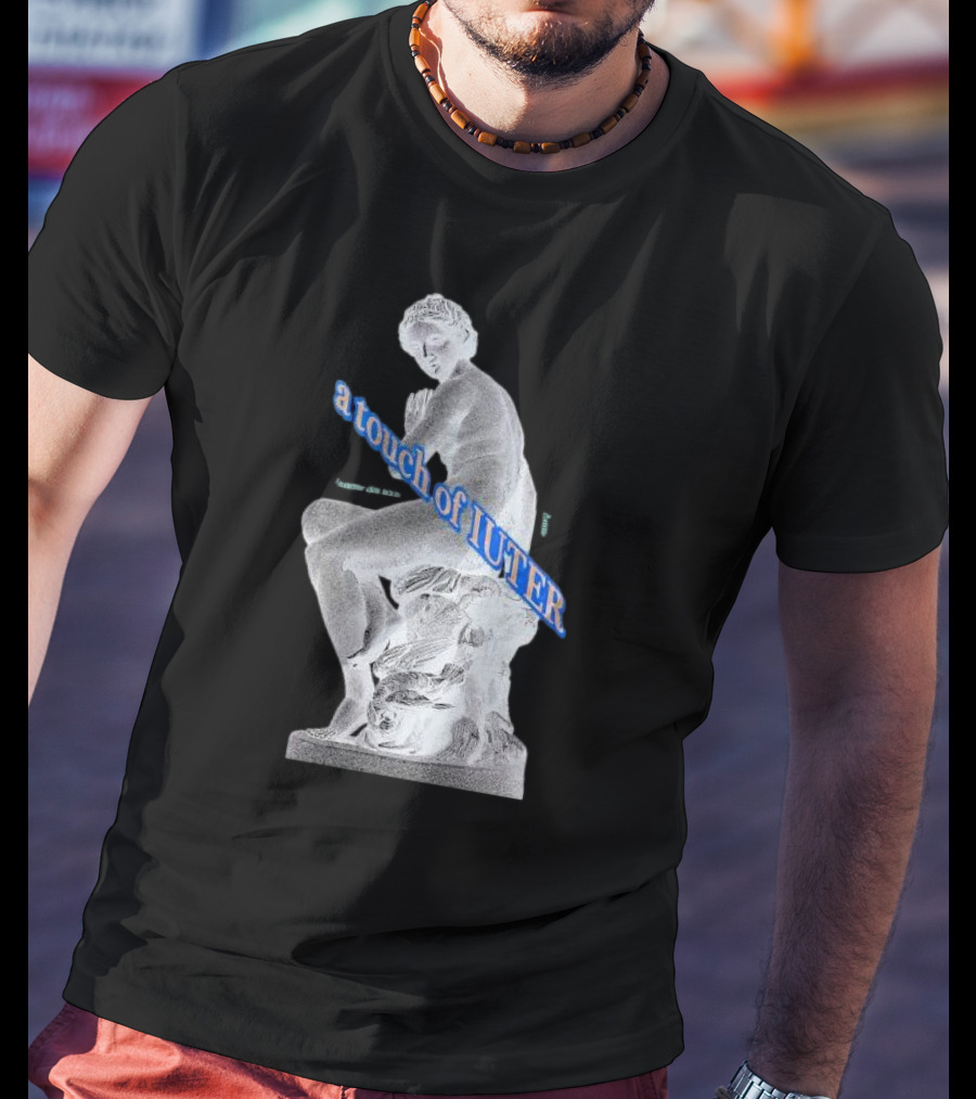 Nymph A Touch Of Iuter Collezione Primavera Estate 2025 Insieme Dal 2002 Statue T-Shirt