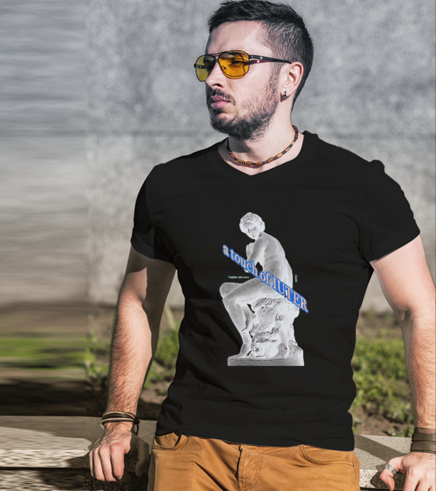 Nymph A Touch Of Iuter Collezione Primavera Estate 2025 Insieme Dal 2002 Statue T-Shirt