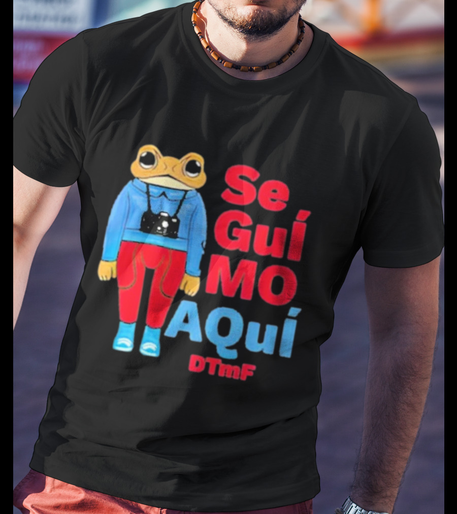 Se Guí Mo Aquí DTMF Frog With Camera T-Shirt