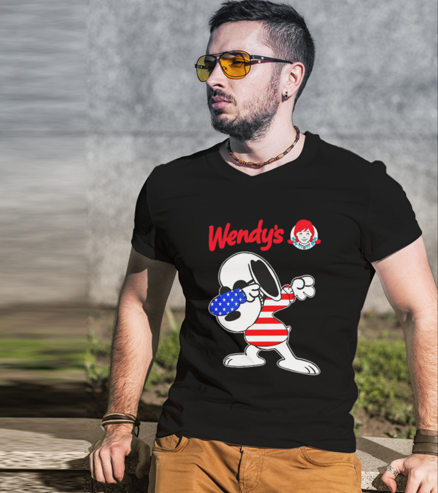 Wendy’s Snoopy Dabbing American Flag Stripes T-Shirt