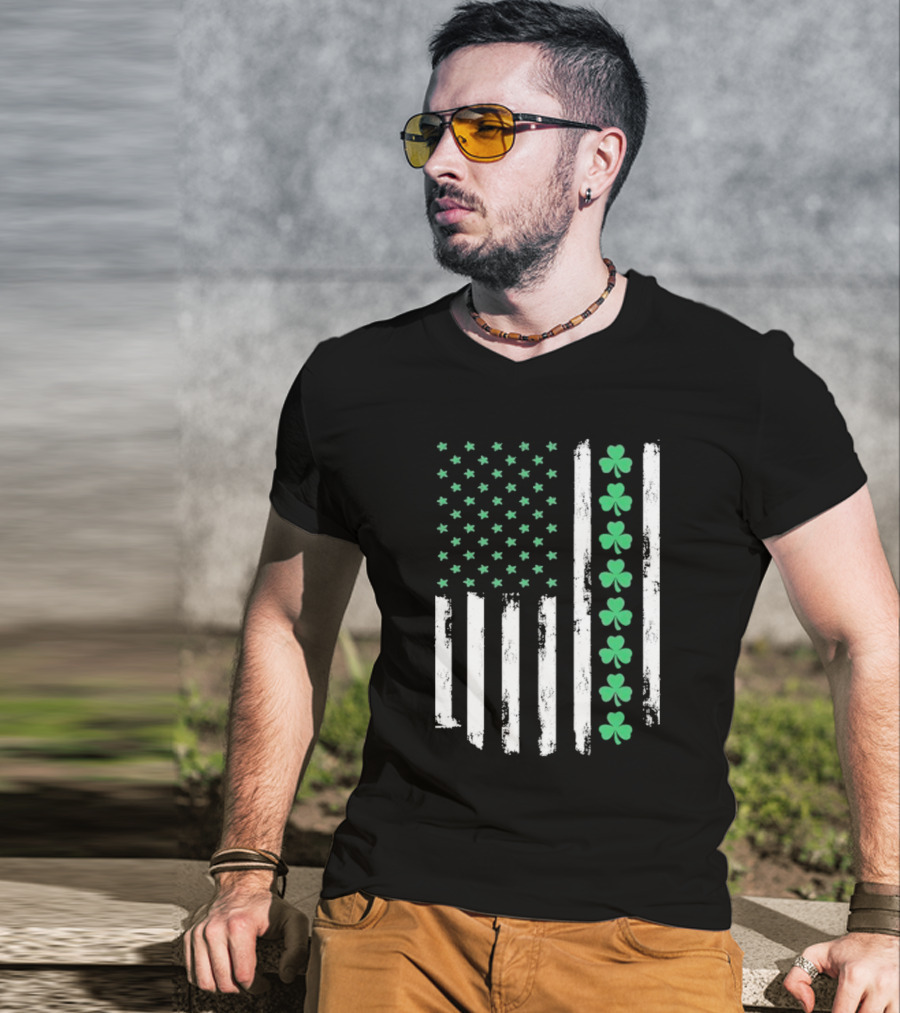 Vintage St. Patrick’s Day American Flag Shamrock Stars Stripes T-Shirt