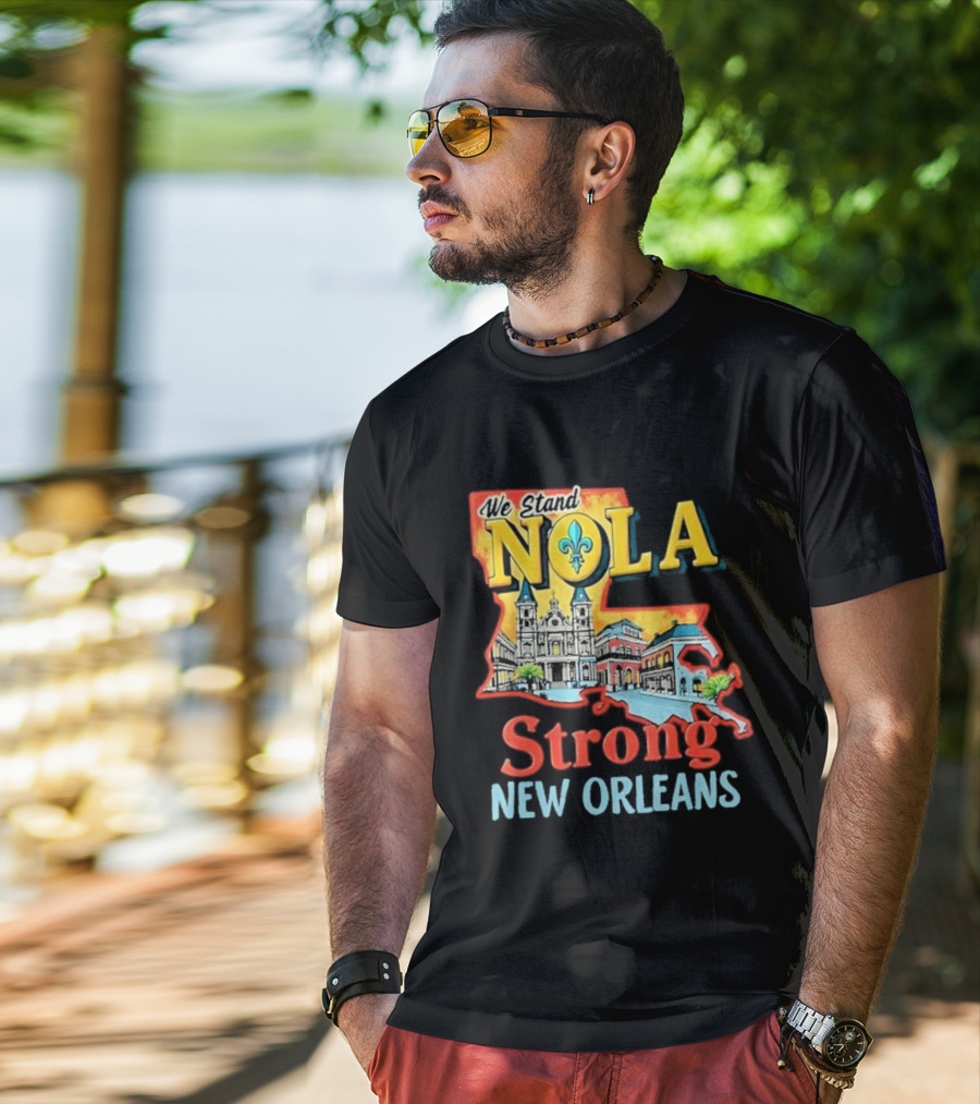 We Stand NOLA Strong New Orleans Fleur-de-lis Map Iconique T-Shirt