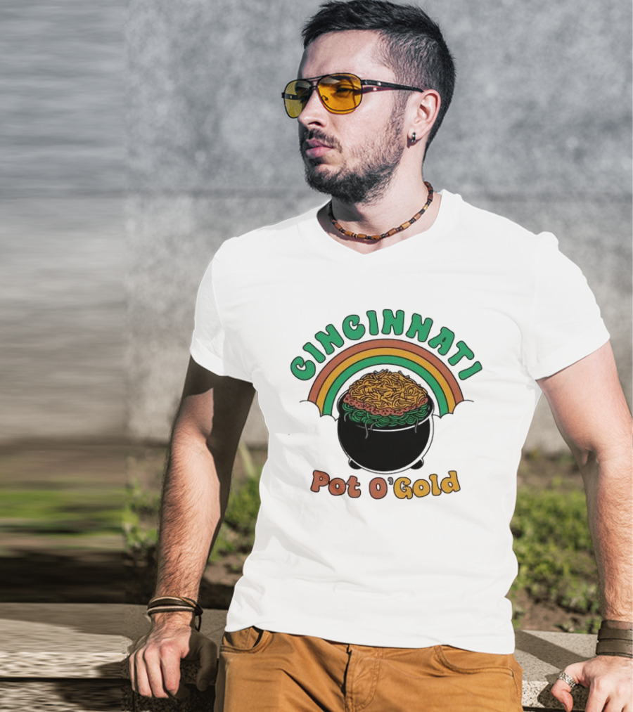 Cincinnati Pot O Gold Rainbow St Patricks Day T-Shirt