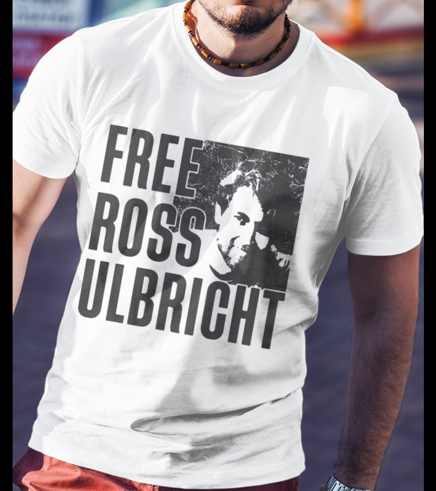 Free Ross Ulbricht Text With Distressed Face Graphic T-Shirt