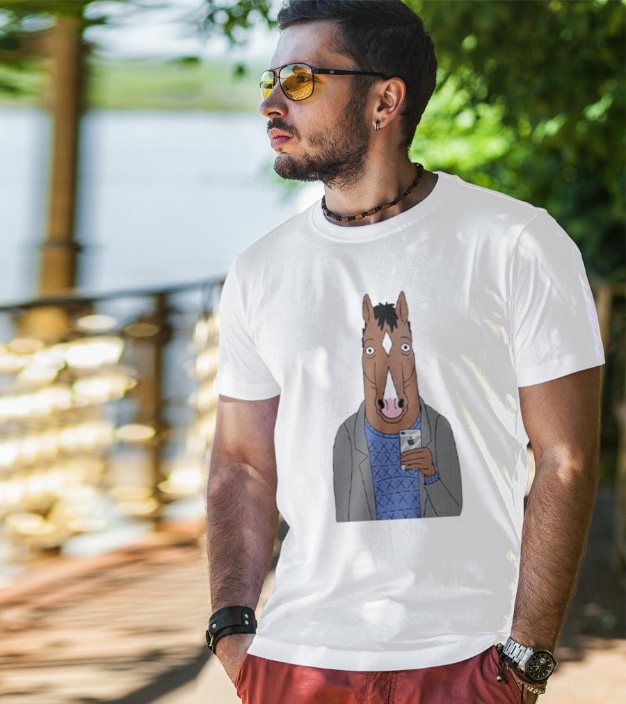 Bojack Horseman Horse Head Selfie Smartphone Humor T-Shirt