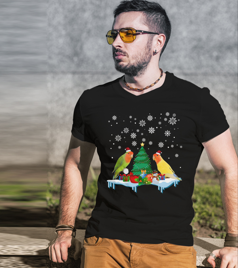 Lovebird Merry Christmas Snowflakes Tree Santa Hats T-Shirt