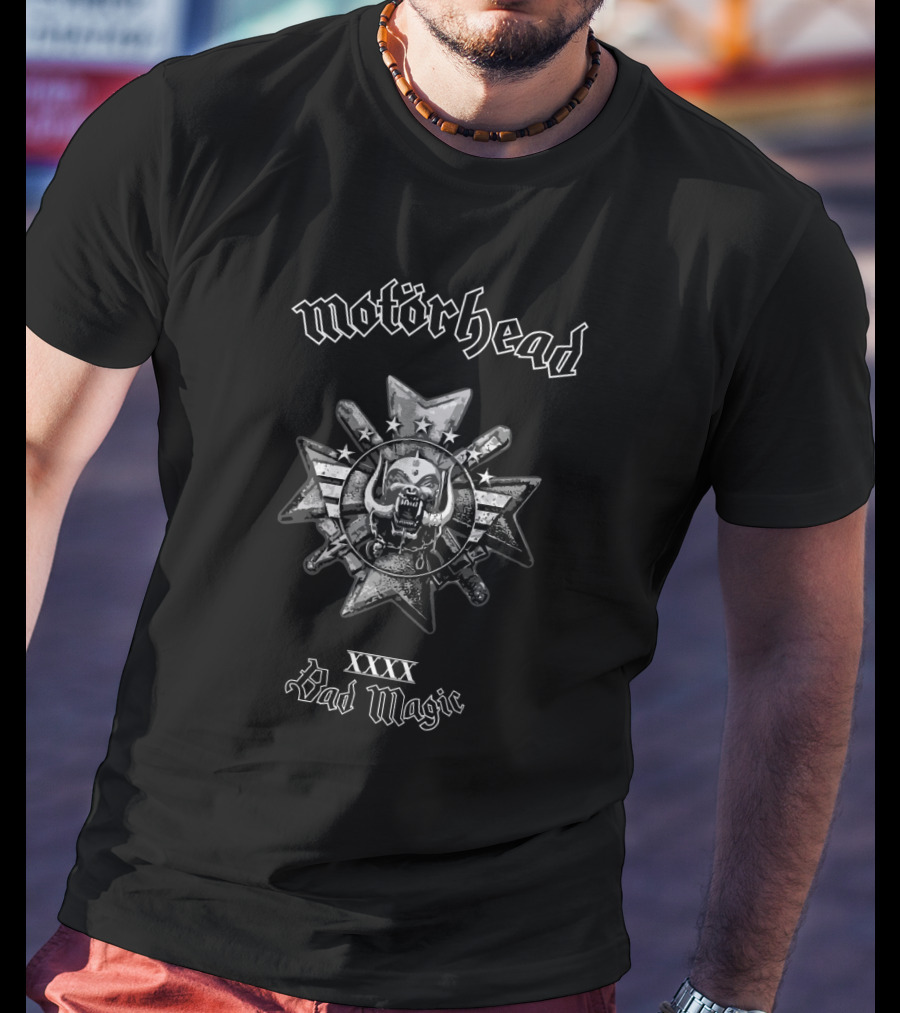 Motörhead Bad Magic XXXX Motif T-Shirt