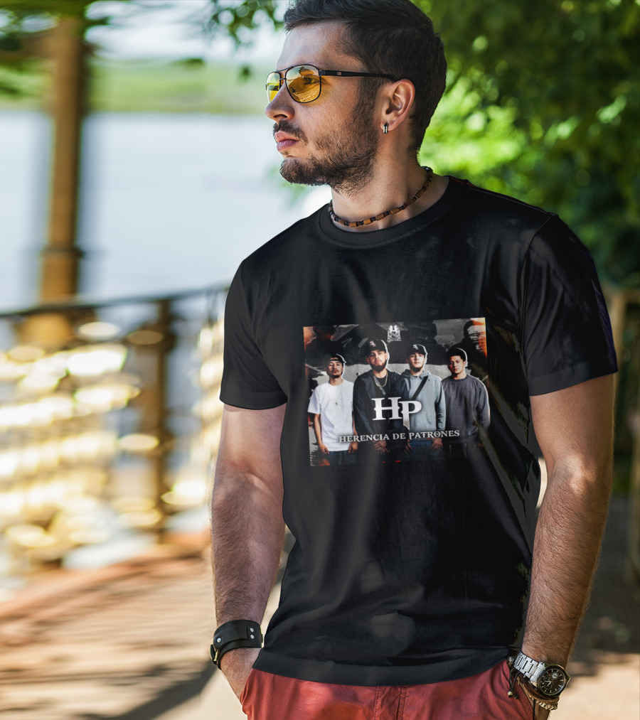 HP Herencia De Patrones Band Group Image T-Shirt