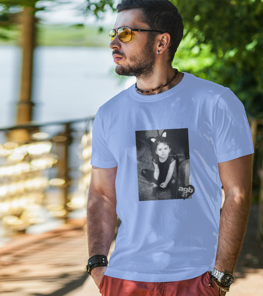 Agb 27 Vintage Style Cat Costume Photograph T-Shirt