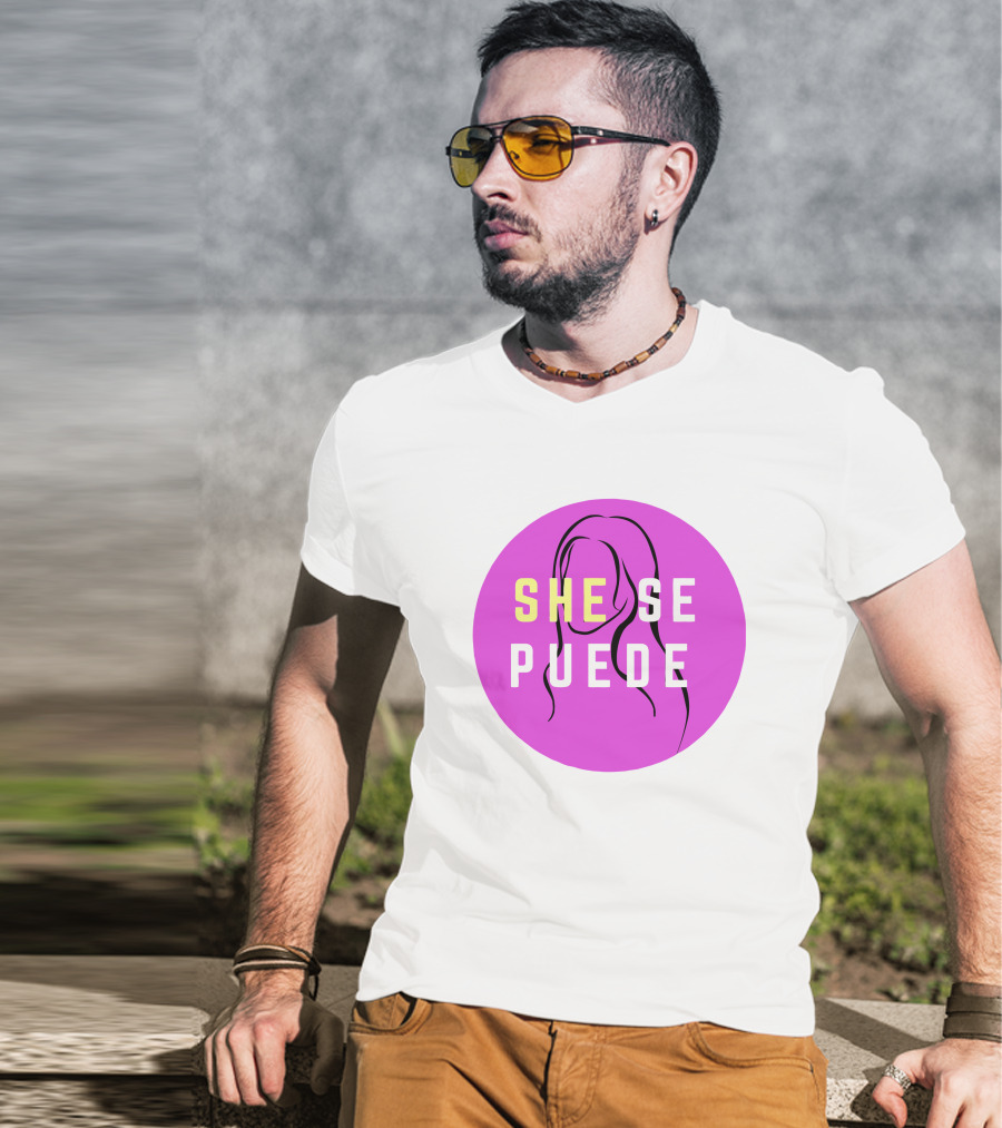 SHE SE PUEDE Purple Circle T-Shirt
