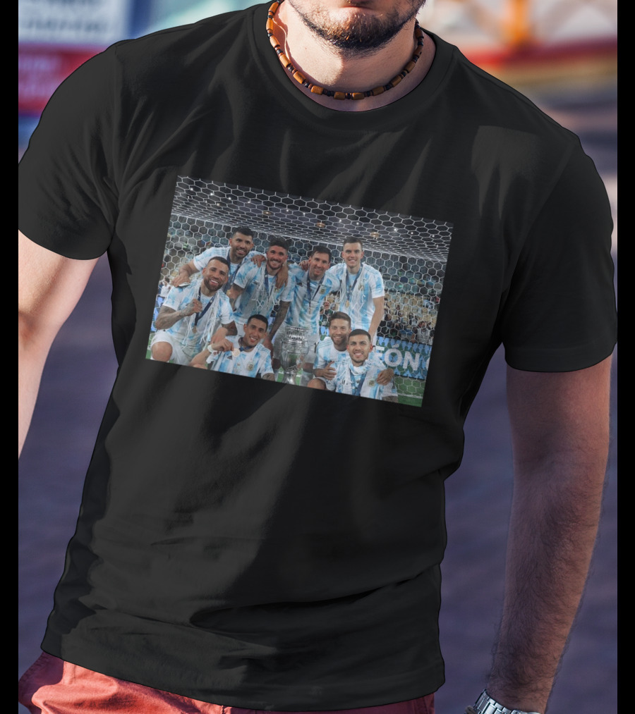 De Pauls Curious Argentinians Celebrating Victory T-Shirt