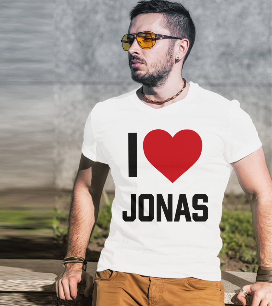 I Love Jonas Brothers Family Roast Show On Netflix T-Shirt