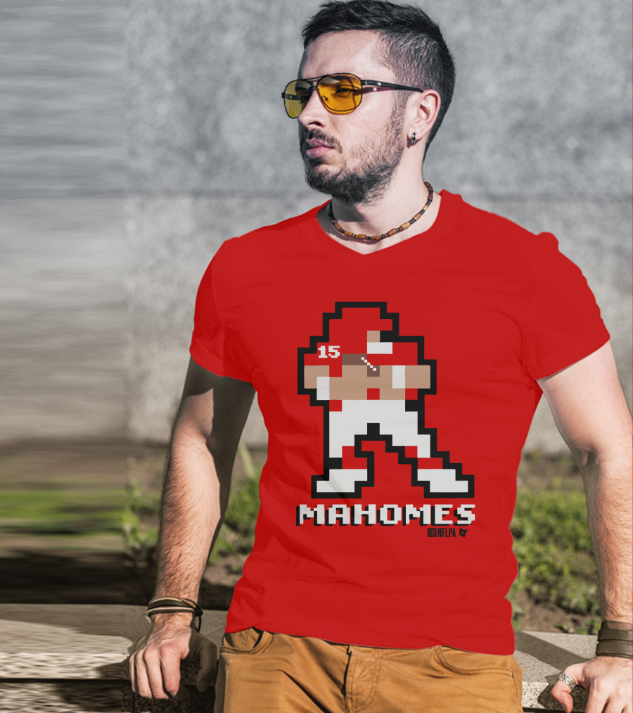Patrick Mahomes 8 Bit NFLPA Pixelated Player T-Shirt