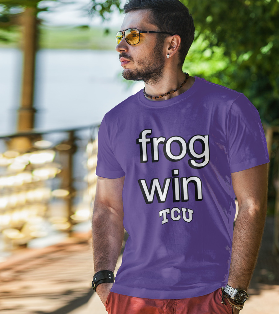 Frog Win TCU Football T-Shirt