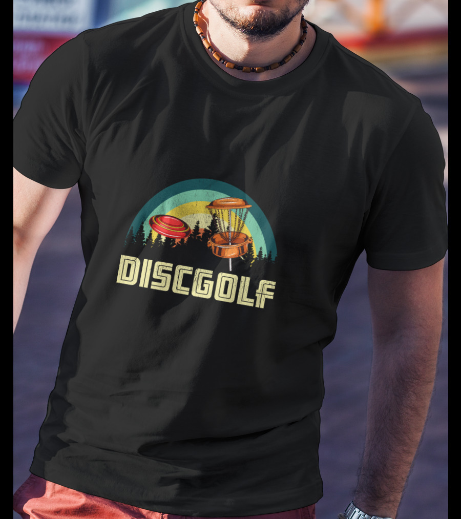 Vintage Disc Golf Frolf Frisbee 80s Style Retro Forest Scene T-Shirt