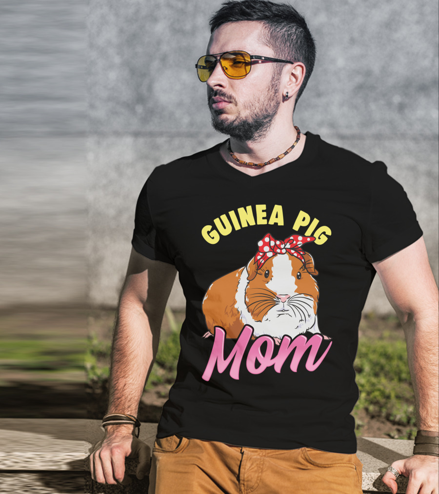 Guinea Pig Mom Wheek Squad Bow Tie Edition T-Shirt