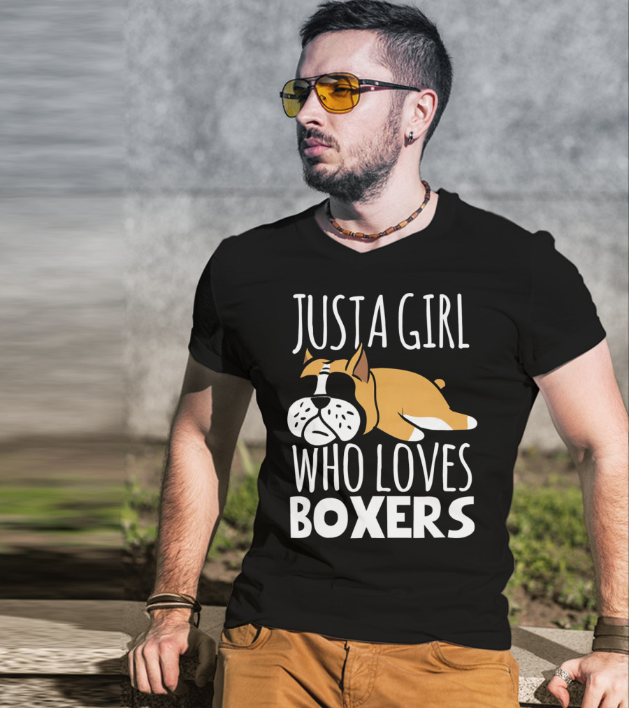 Just A Girl Who Loves Boxers Bulldog T-Shirt