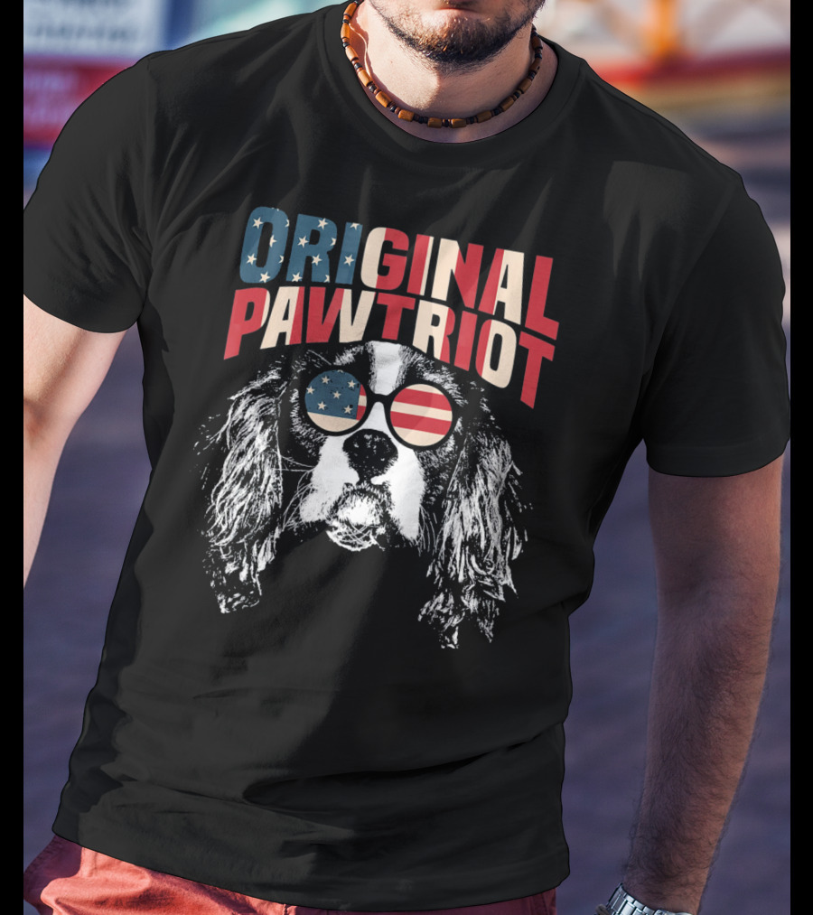 Original Pawtriot Cavalier King Charles Spaniel USA Flag Sunglasses T-Shirt