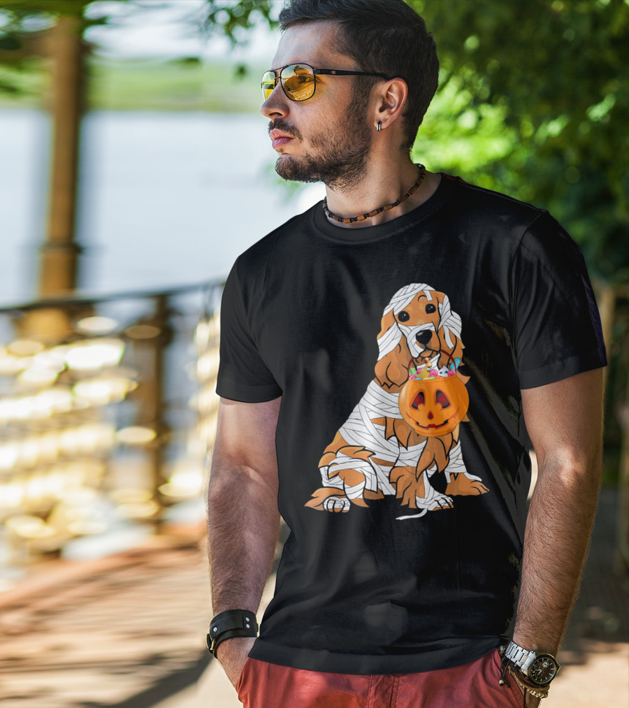 Cocker Spaniel Halloween Mummy Pumpkin Bucket T-Shirt