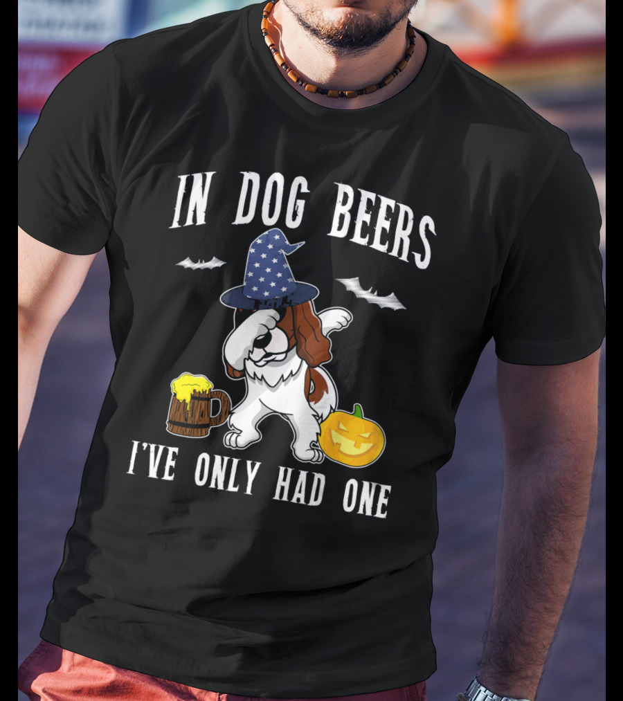 In Dog Beers I've Only Had One Dabbing Cavalier King Charles Spaniel Halloween Wizard Hat Pumpkin T-Shirt
