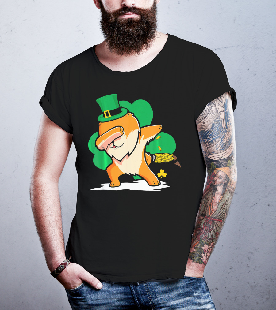 St Patrick's Day Dabbing Pomeranian With Leprechaun Hat And Shamrock T-Shirt